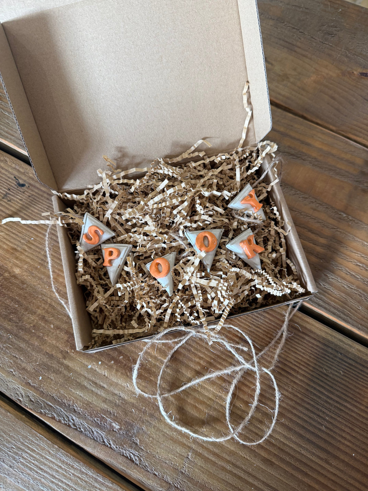 Halloween Clay Bunting