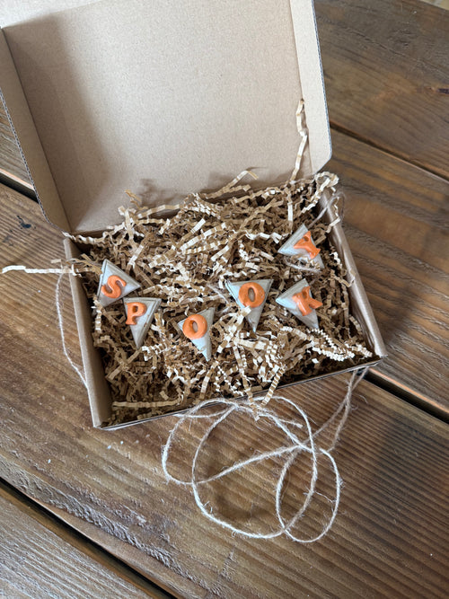 Halloween Clay Bunting